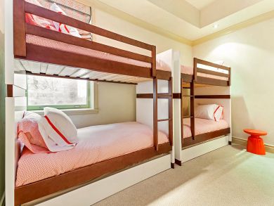 The Ultimate Accommodation Exceptional Interior Posh !